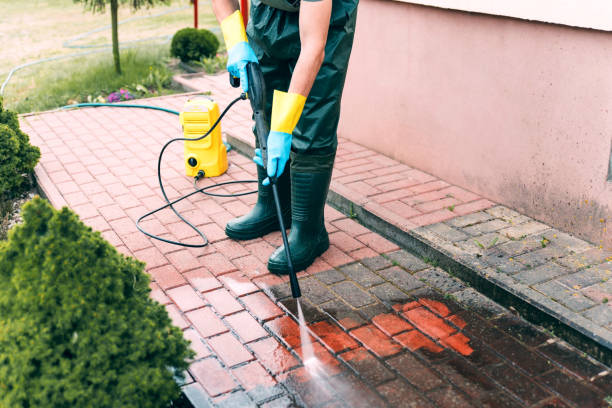 Best Parking Lot and Garage Cleaning  in Lake Mohegan, NY